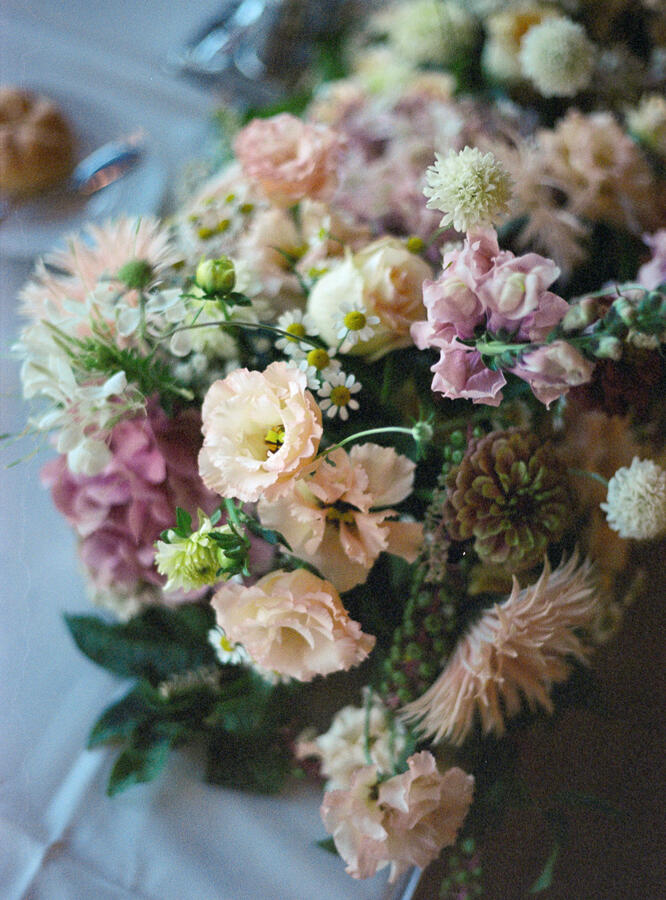 wedding decoration fresh pink flowers